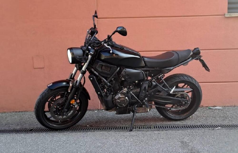 Yamaha XSR 700 (2021) (2)