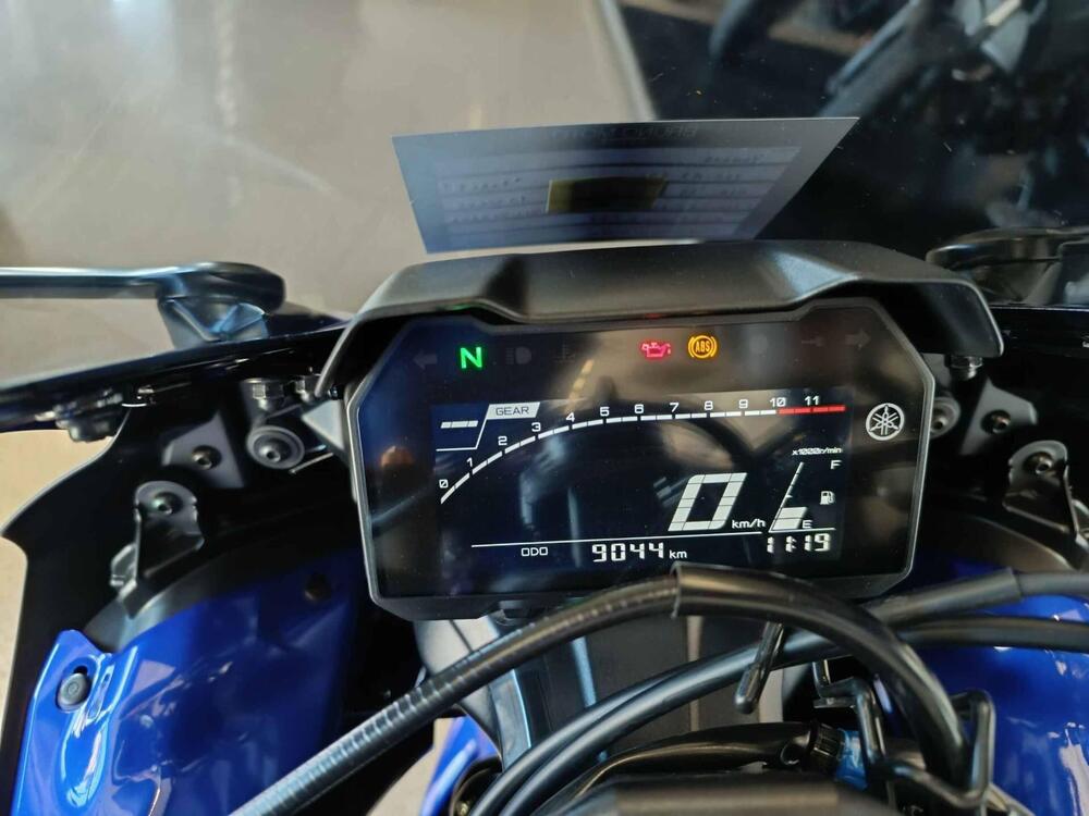 Yamaha YZF R7 (2021 - 25) (3)