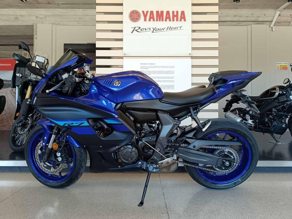 Yamaha YZF R7 (2021 - 25) (5)
