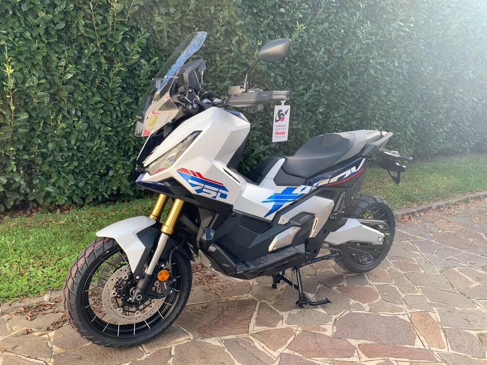 Honda X-ADV 750 Special Edition (2026) (2)