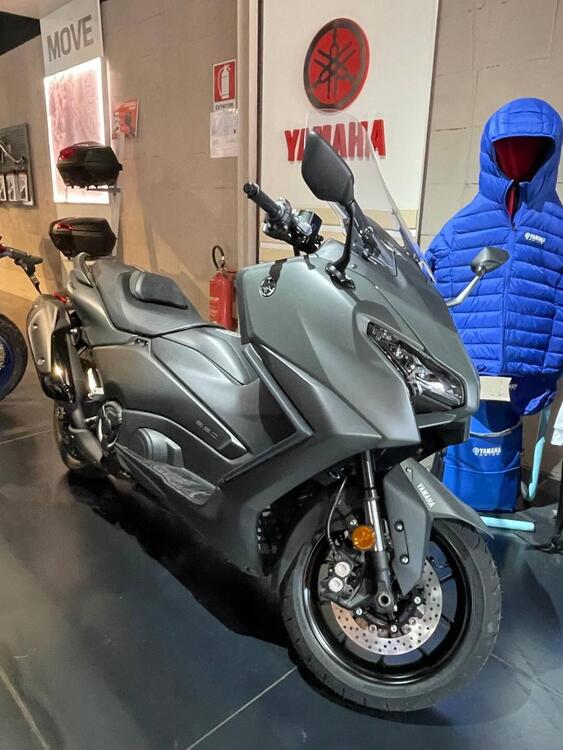 Yamaha T-Max 560 (2025) (3)