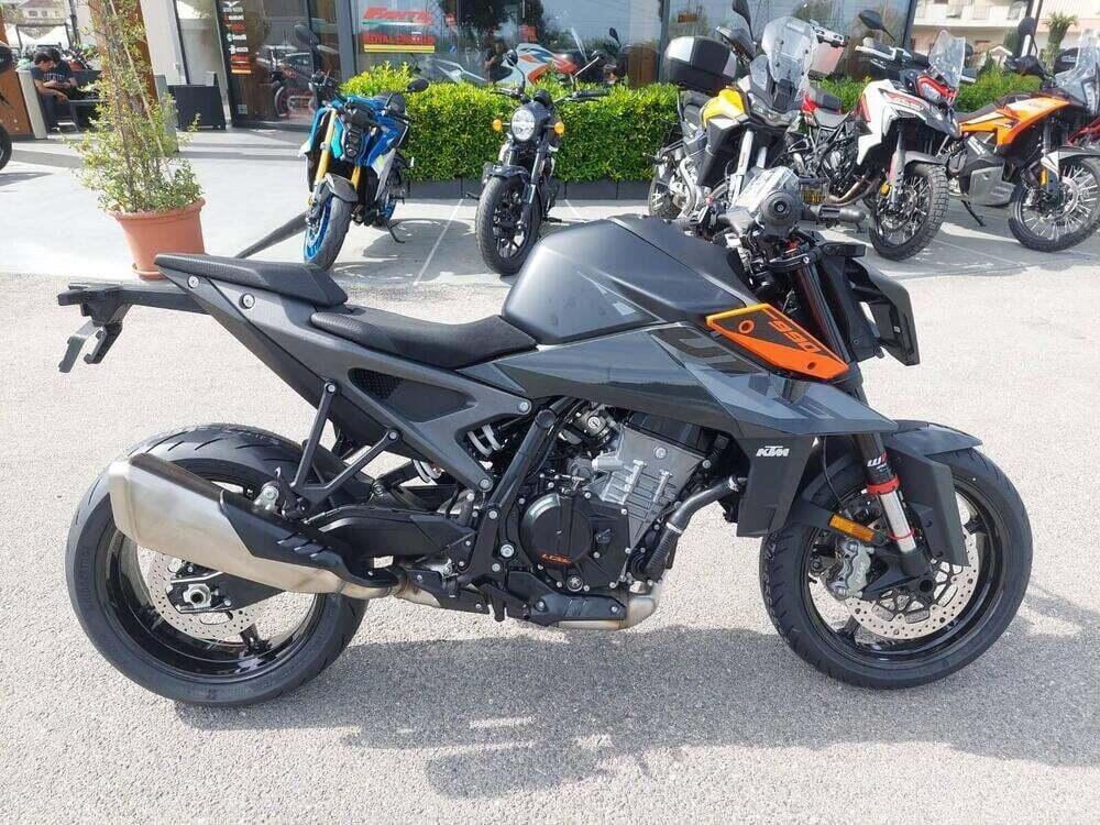 KTM 990 Duke (2024 - 26) (2)