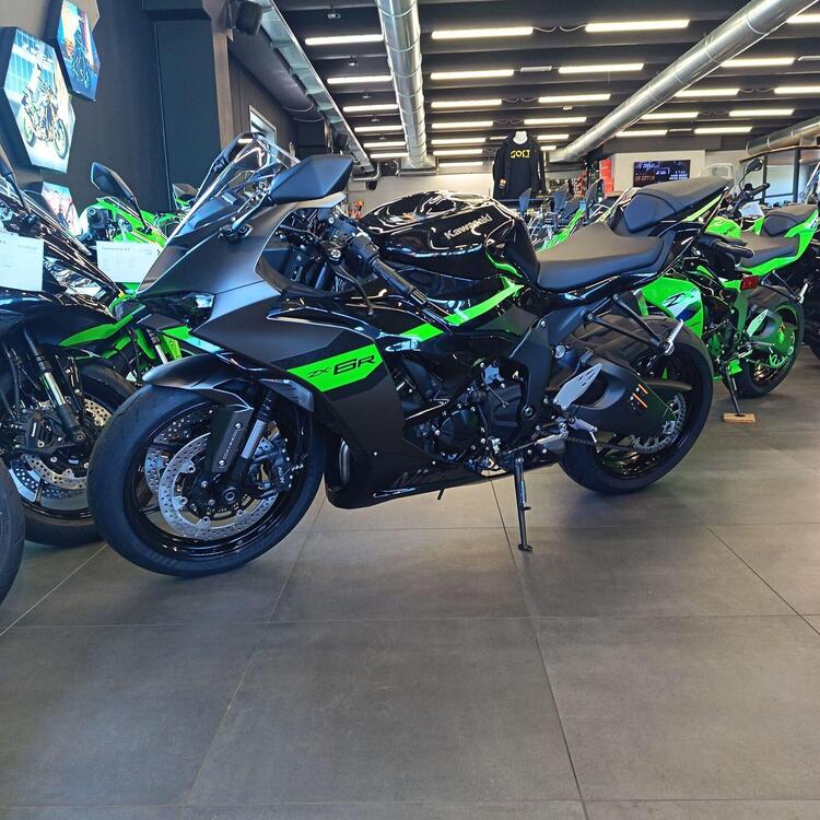 Kawasaki Ninja 636 ZX-6R (2024 - 26)