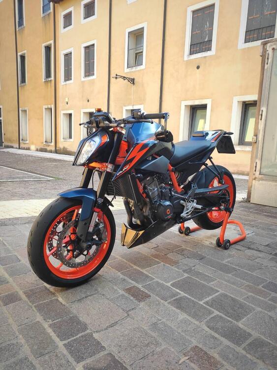 KTM 890 Duke R (2022 - 23) (2)