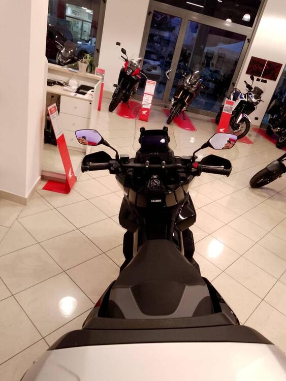 Honda ADV 350 (2025) (5)