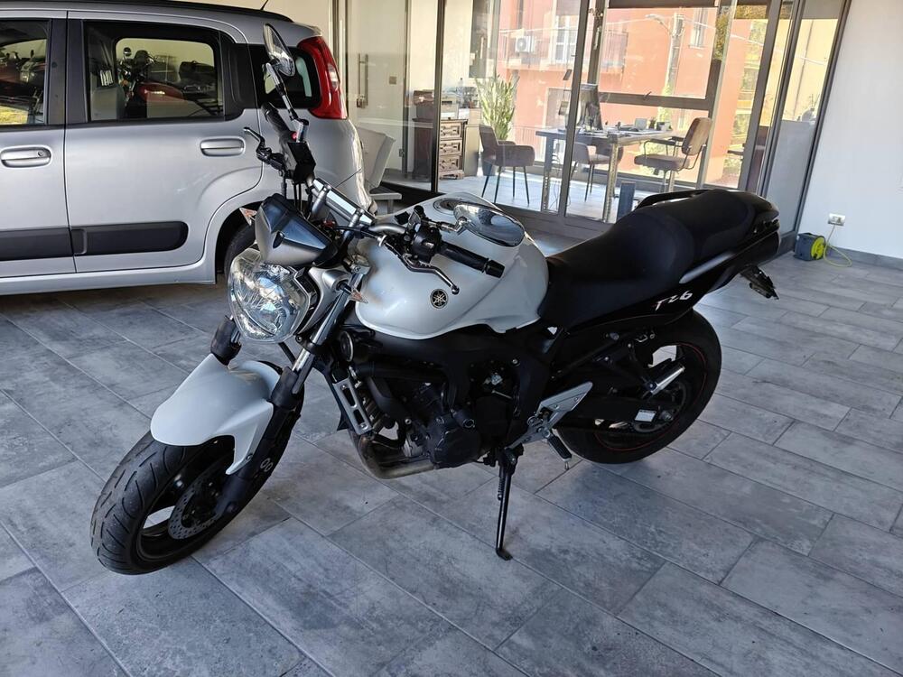 Yamaha FZ6 S2 (2007 - 11) (4)