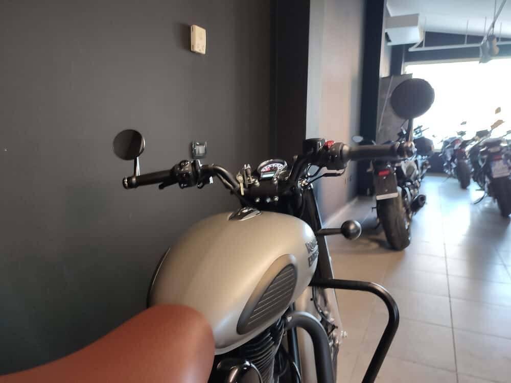 Royal Enfield Classic 350 (2021 - 25) (5)