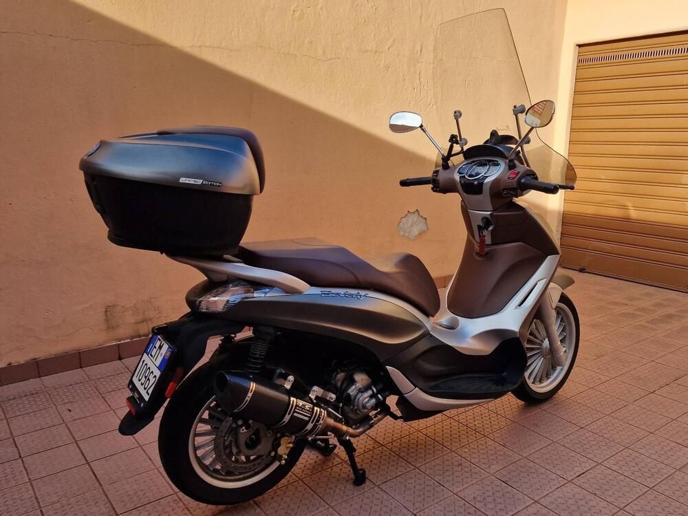 Piaggio Beverly 300 i.e. ABS-ASR (2016 - 20) (5)