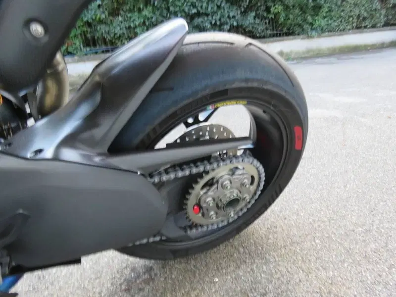 Ducati Panigale V4 R (2023 - 24) (20)