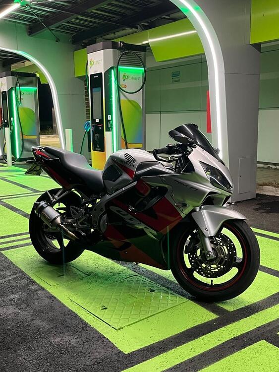 Honda CBR 600 F (2001 - 06)