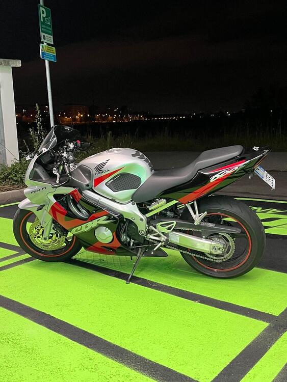 Honda CBR 600 F (2001 - 06) (4)