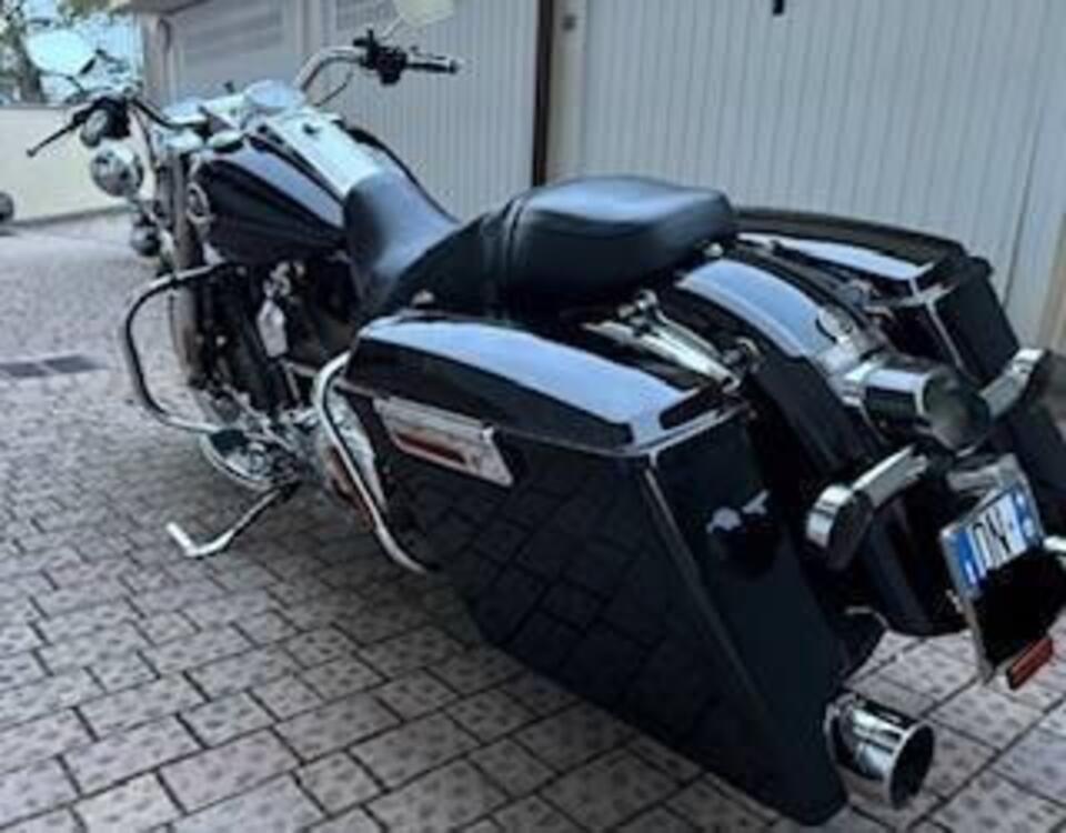 Harley-Davidson 1584 Road King Classic (2007 - 10) - FLHRC (3)