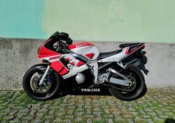 Yamaha YZF R6 (1999 - 00) usata