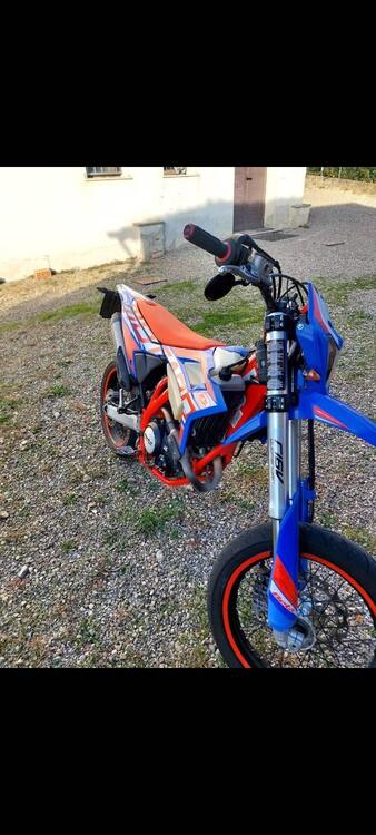 Betamotor RR 125 4T Motard R (2023 - 24) (2)