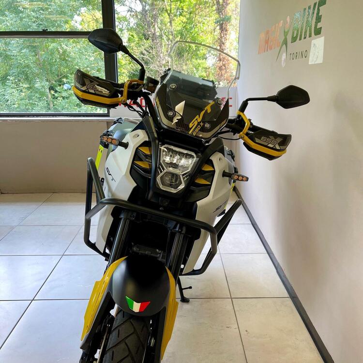 QJ Motor SVT 650 X (2024) (4)