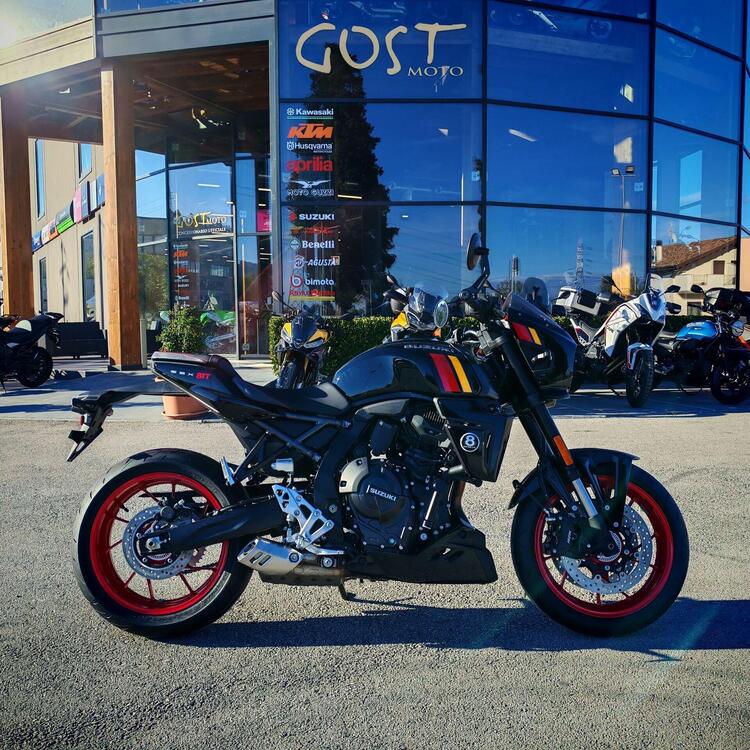 Suzuki GSX-8TT (2025)
