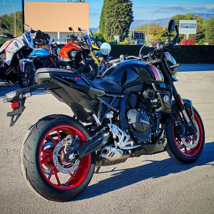 Suzuki GSX-8TT (2025) (3)