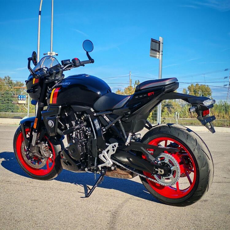 Suzuki GSX-8TT (2025) (4)