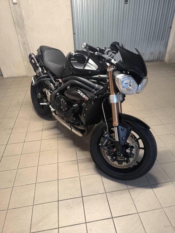 Triumph Speed Triple 1050 (2011 - 13) (4)