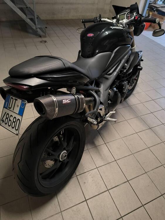 Triumph Speed Triple 1050 (2011 - 13) (5)