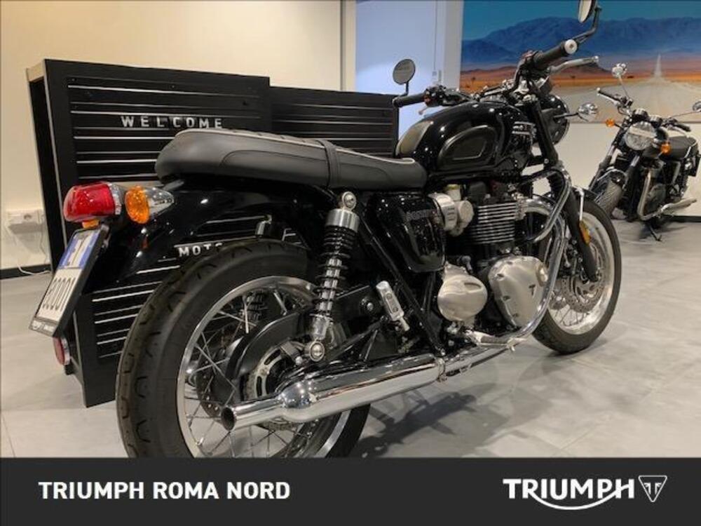 Triumph Bonneville T120 (2021 - 25) (4)