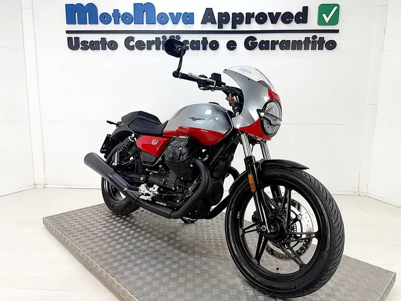 Moto Guzzi V7 Stone Corsa (2023 - 25) (5)