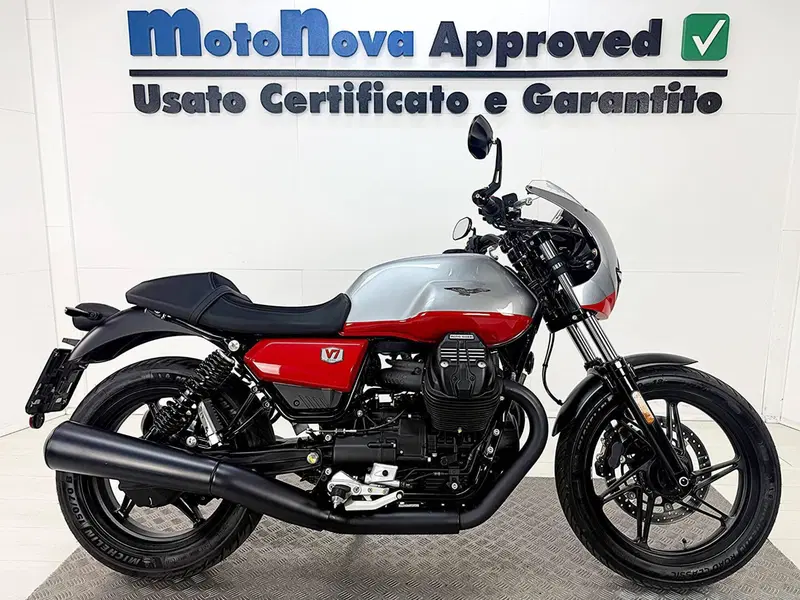 Moto Guzzi V7 Stone Corsa (2023 - 25)