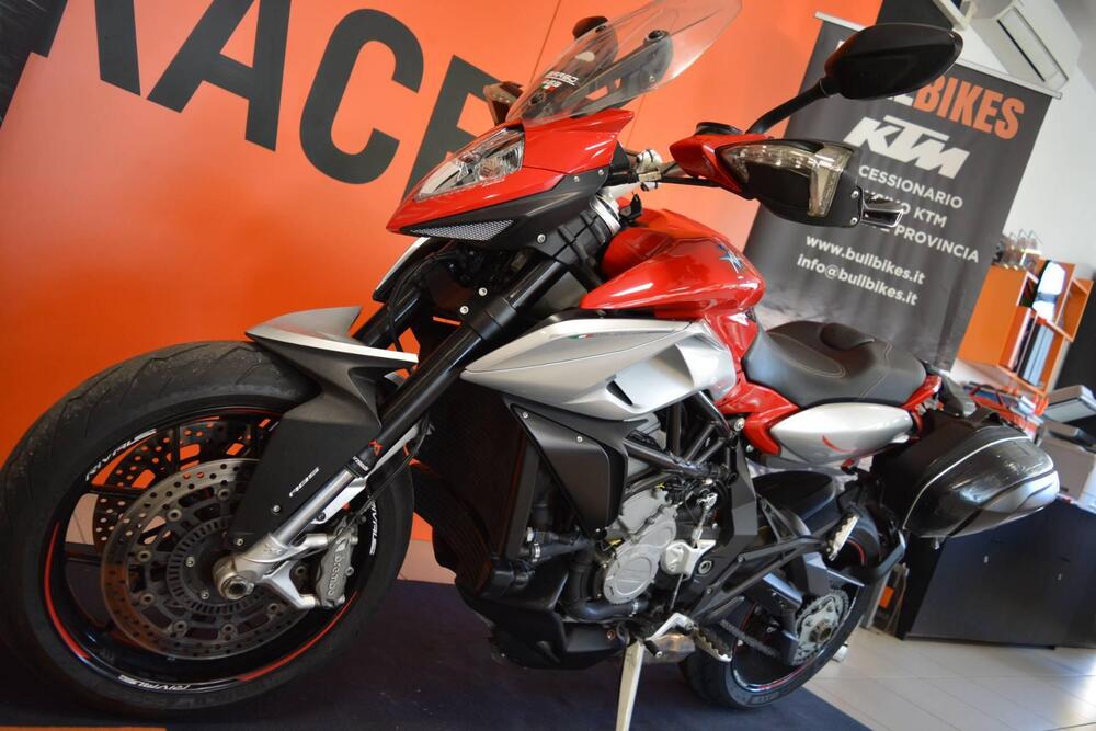 MV Agusta Stradale 800 EAS ABS (2015 - 17) (5)