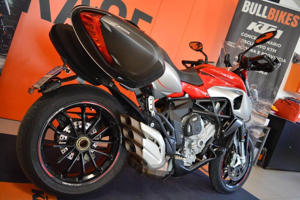 MV Agusta Stradale 800 EAS ABS (2015 - 17) (4)