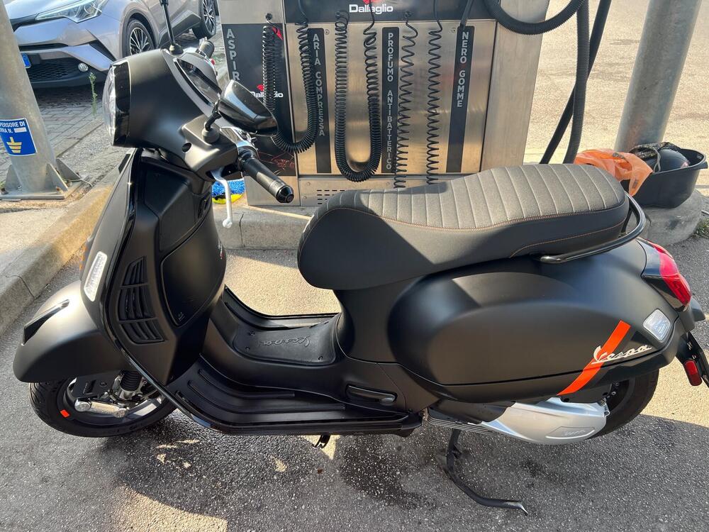 Vespa GTS 300 Super Sport (2023 - 24) (3)