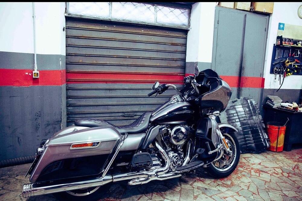 Harley-Davidson 1690 Road Glide Ultra (2015 - 16) - FLRTU (3)