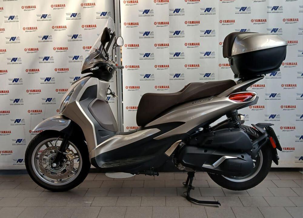 Piaggio Beverly 400 ABS-ASR (2021 - 24) (2)