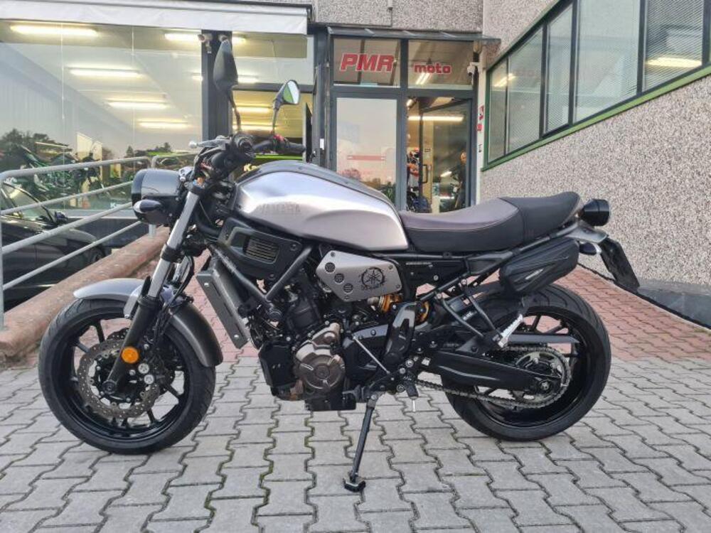 Yamaha XSR 700 ABS (2016 - 20) (4)