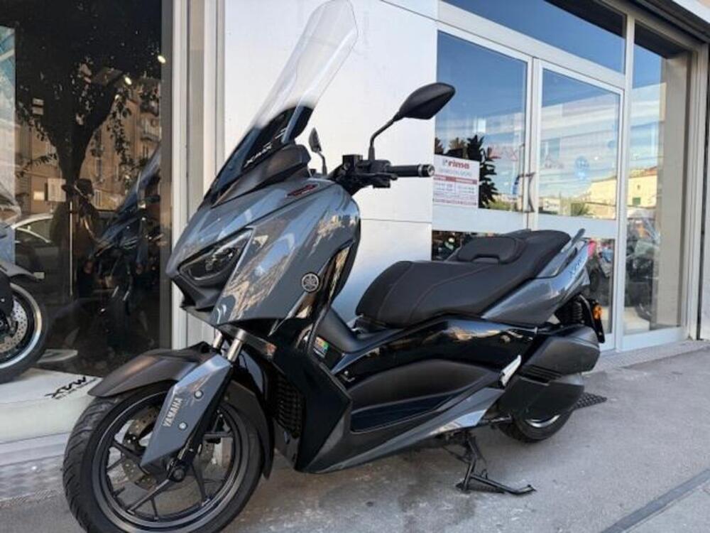 Yamaha X-Max 300 Tech Max (2021 - 24) (2)