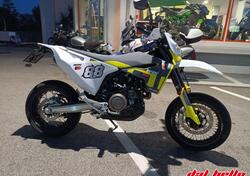 Husqvarna 701 Supermoto (2023 - 25) usata
