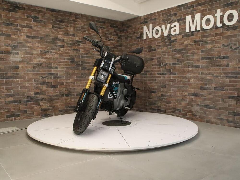 Bmw CE 02 AM (2024 - 25) (4)