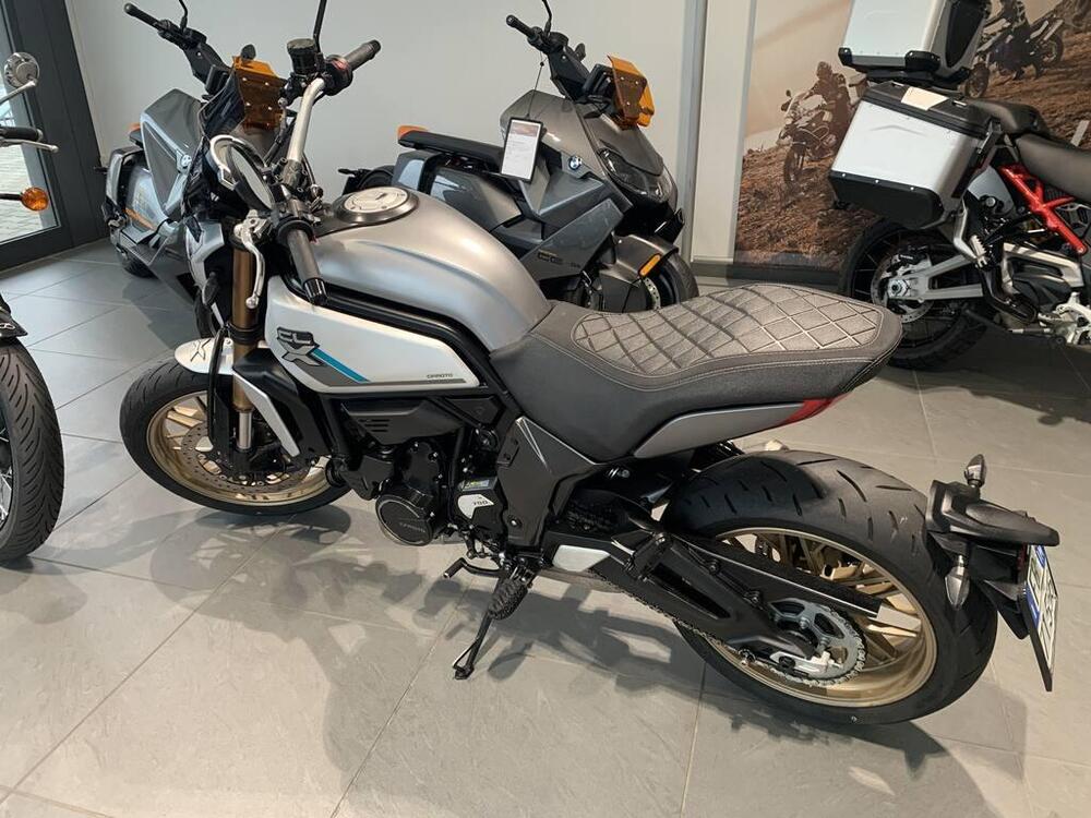 CFMOTO 700CL-X Heritage (2021 - 25) (4)