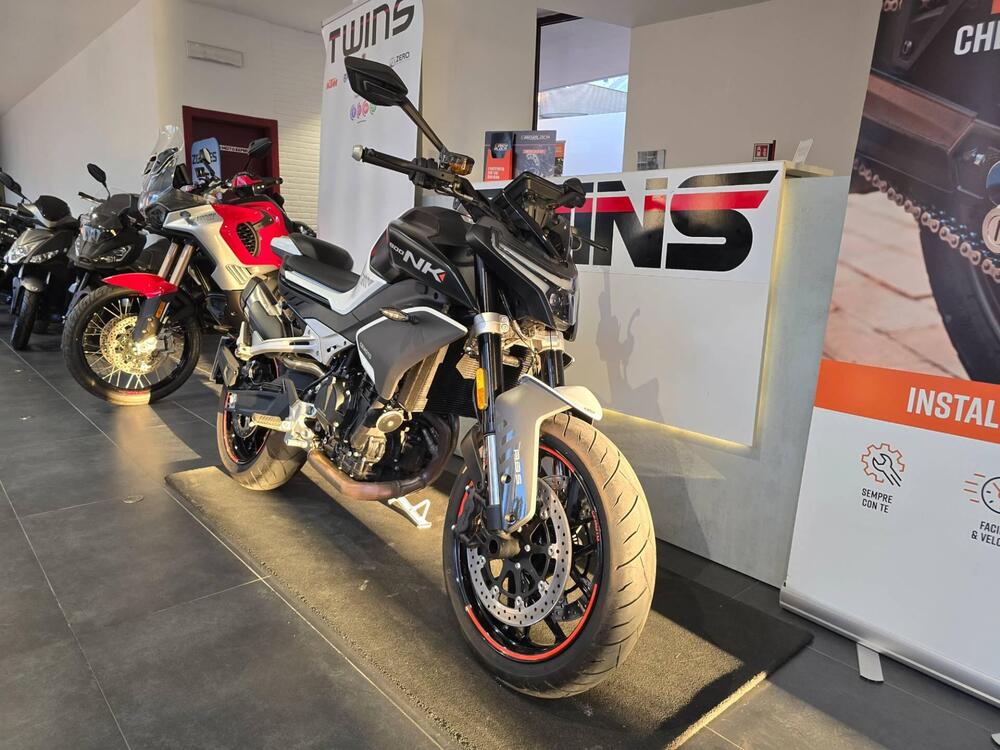 CFMOTO 800NK Advanced (2023 - 25) (2)