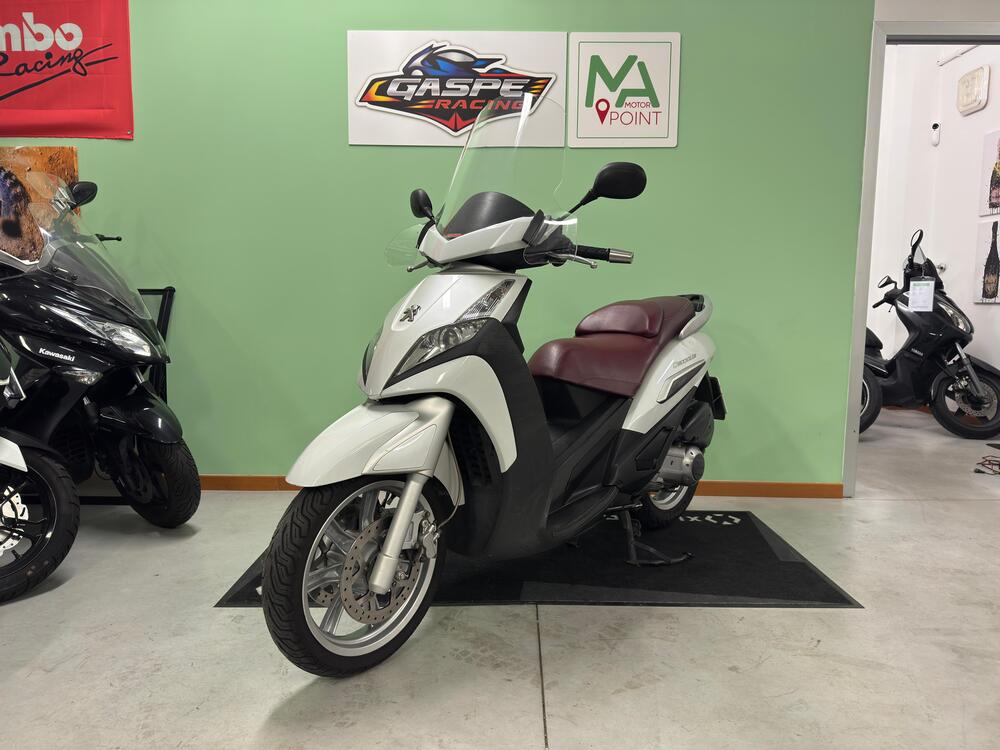 Peugeot Geopolis 300 (2013 -15) (3)