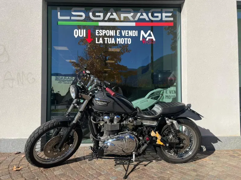 Triumph Bonneville T100 (2001 - 07) (2)