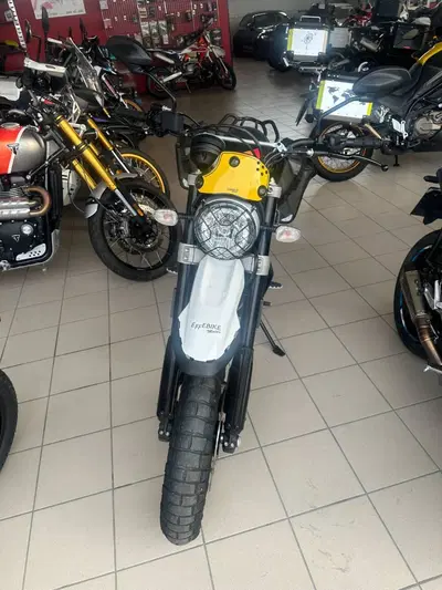 Ducati Scrambler 800 Desert Sled (2017 - 20) usata