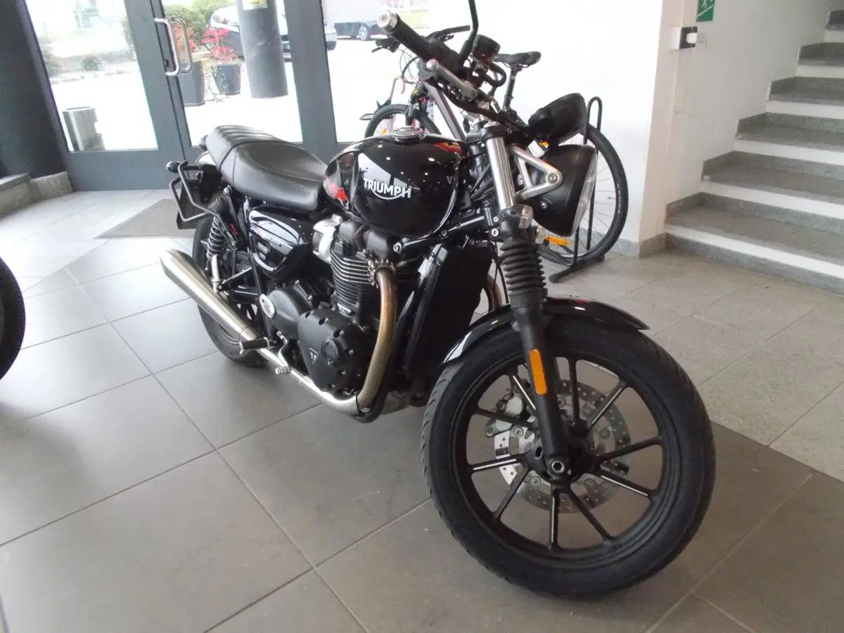 Triumph Speed Twin 900 (2023 - 24)