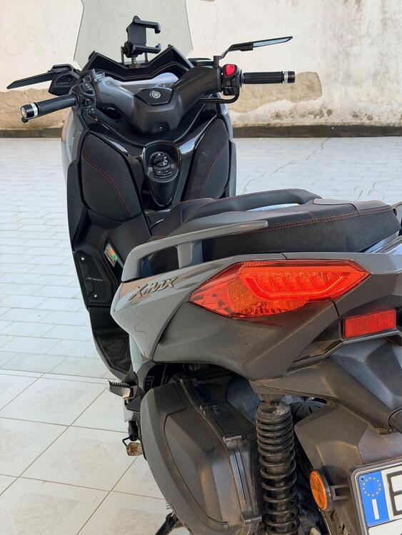 Yamaha X-Max 300 Tech Max (2021 - 24) (3)