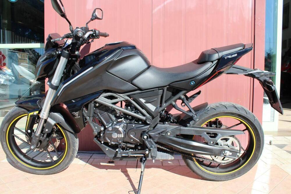 Voge Brivido 125R (2023 - 25) (2)