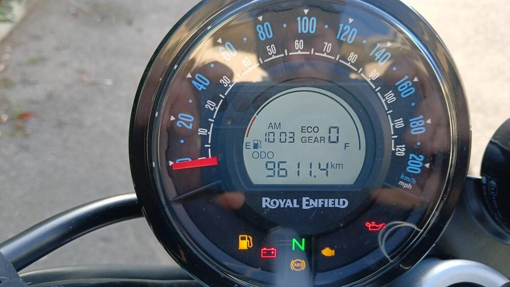 Royal Enfield Super Meteor 650 (2023 - 25) (3)