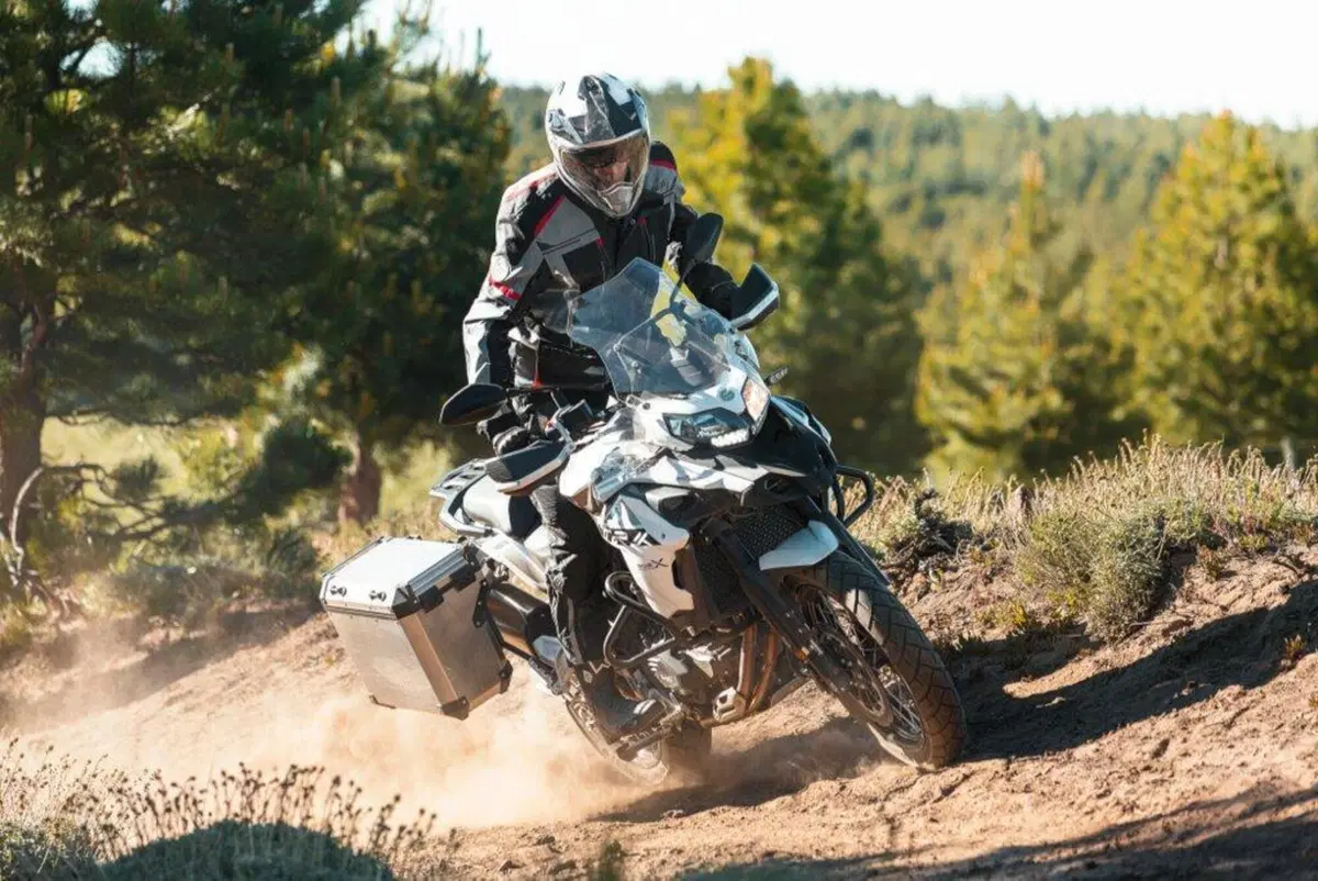 Benelli TRK 502 (2021 - 25) (3)