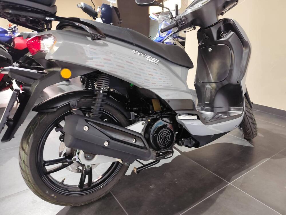 Peugeot Tweet 200 Active (2021 - 25) (5)