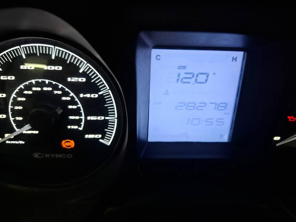 Kymco X-Town 300i City (2021 - 25) (4)