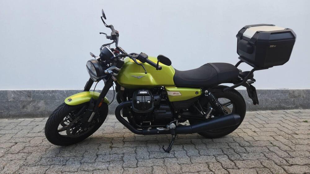 Moto Guzzi V7 Sport (2025)