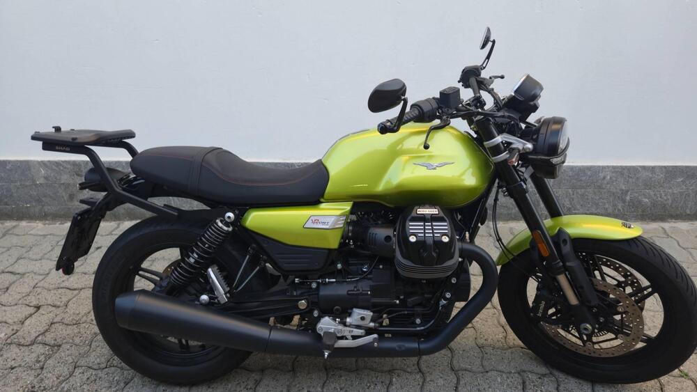 Moto Guzzi V7 Sport (2025) (3)